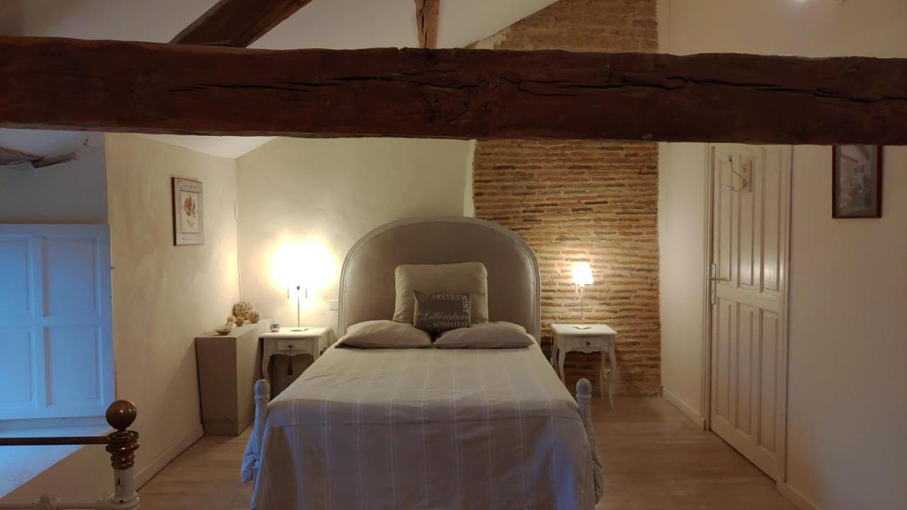 Le Manoir De Gatines Bed & Breakfast Tigné Exterior photo