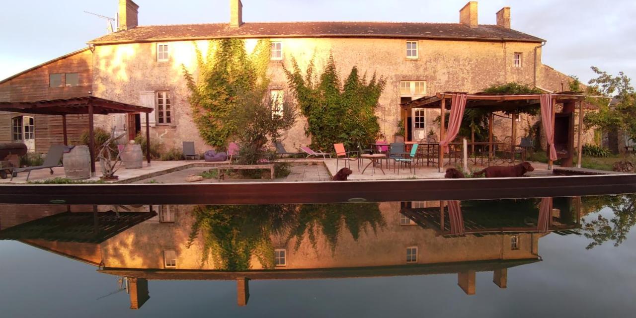Le Manoir De Gatines Bed & Breakfast Tigné Exterior photo