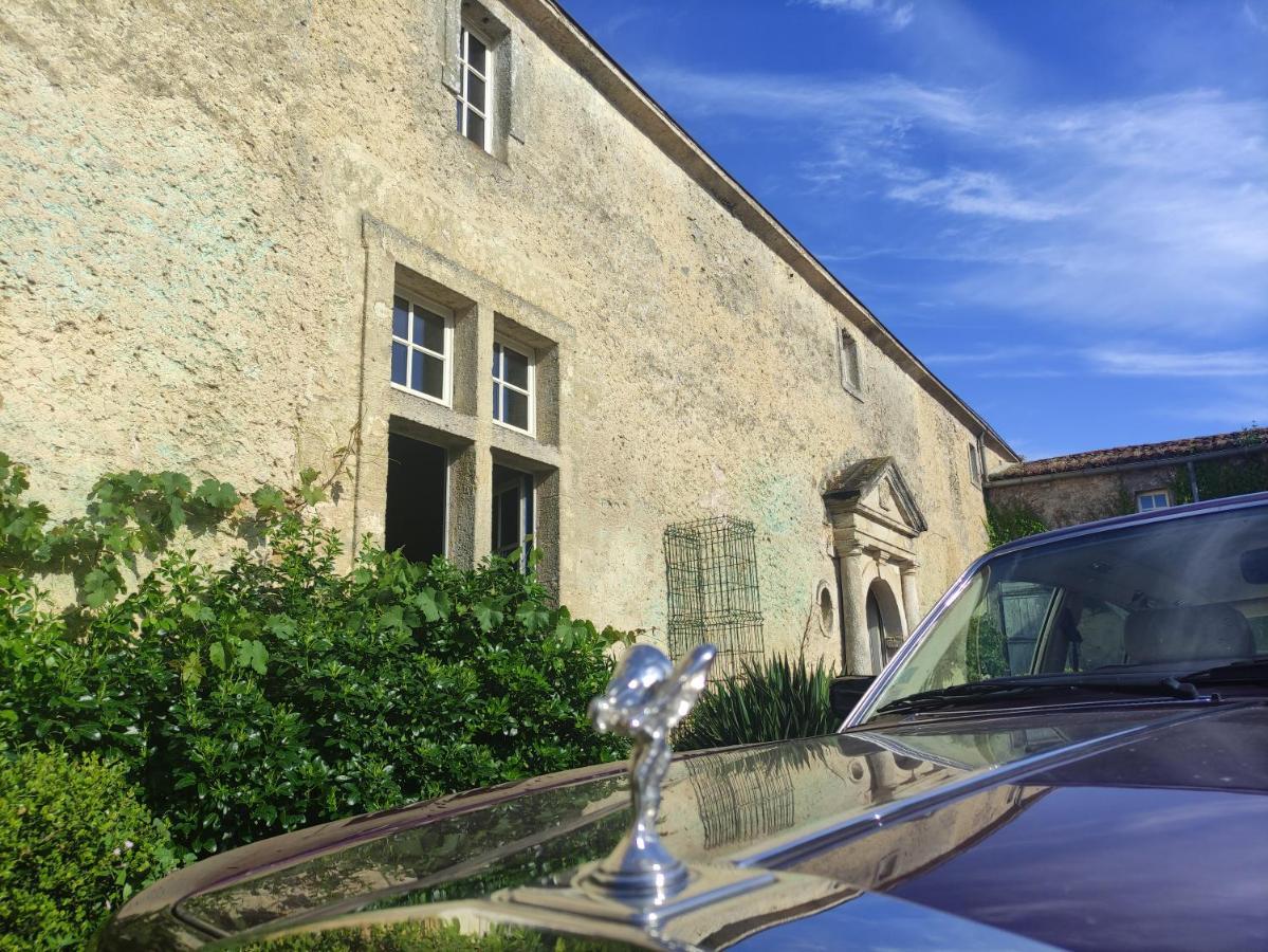 Le Manoir De Gatines Bed & Breakfast Tigné Exterior photo