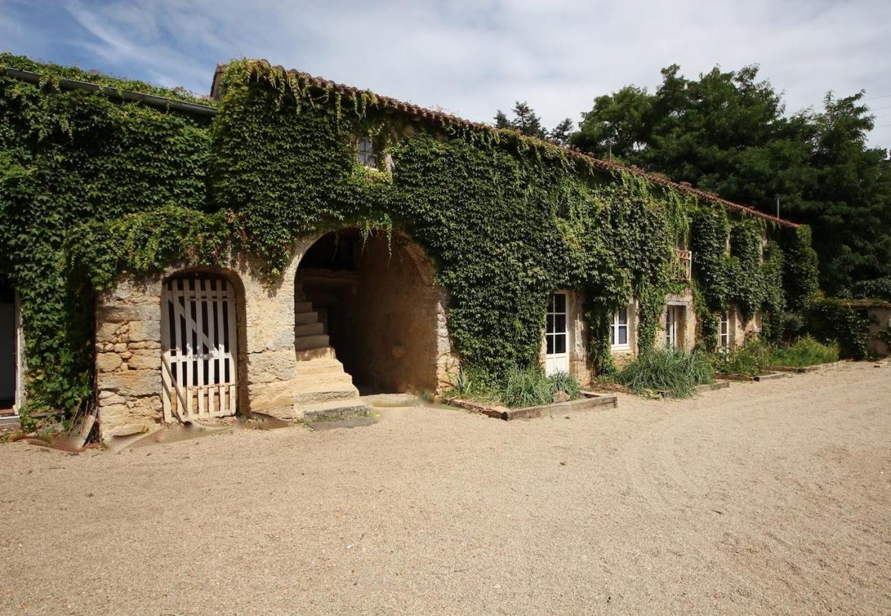 Le Manoir De Gatines Bed & Breakfast Tigné Exterior photo