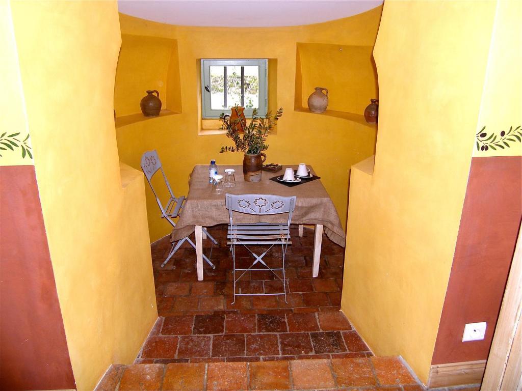 Le Manoir De Gatines Bed & Breakfast Tigné Room photo